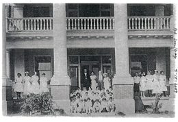 Newspaper photo of home